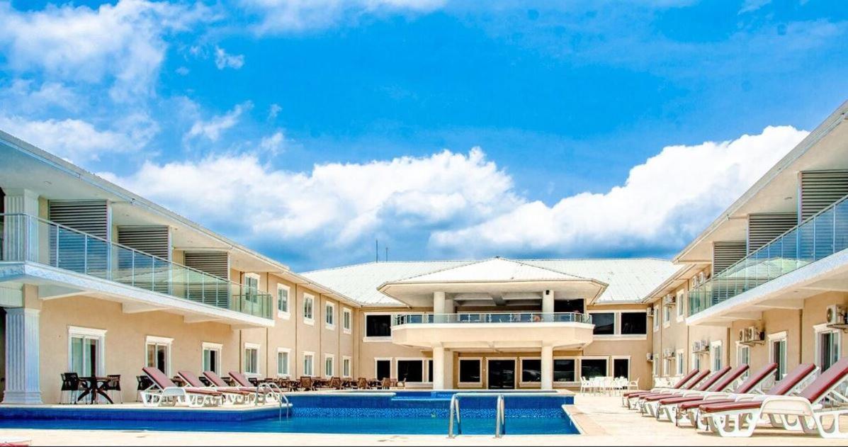 Royal Ambassador Hotel Harbel المظهر الخارجي الصورة